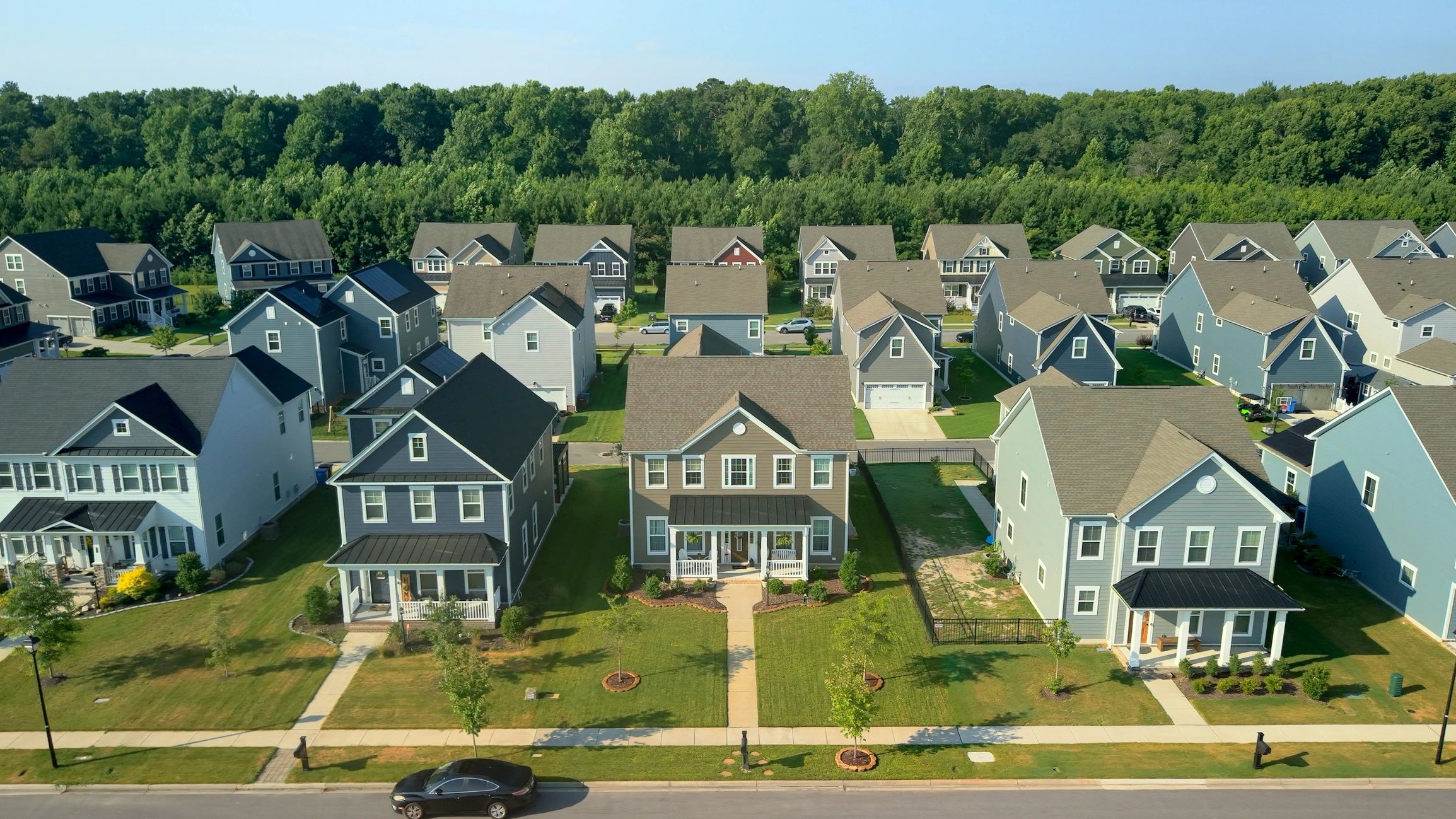 Residential homes representing neighborhood issue reporting